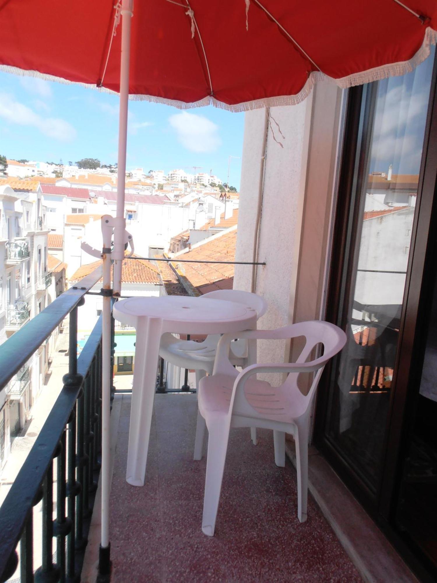 Solar Dos Carvalhos - Apartamentos De Turismo Nazare Ruang foto