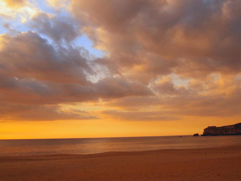 Solar Dos Carvalhos - Apartamentos De Turismo Nazare Bagian luar foto